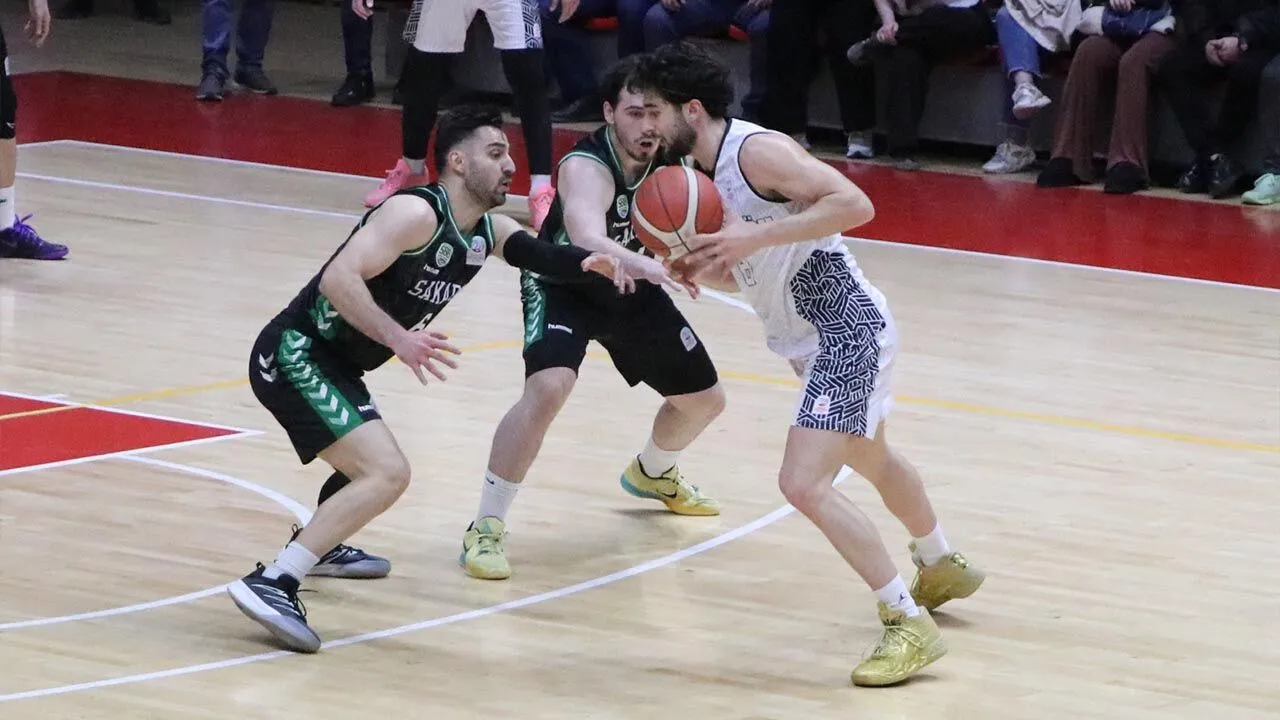 Alkışlar Çiftlikköy’ün Dev Adamları İçin(79-94)